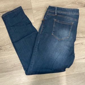 1822 Adrianna Jeans. Size 16